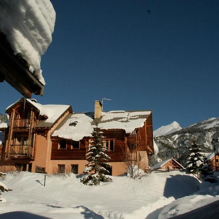 Le Leyrier Hameau Des Chazals Nevache Hautes Alpes Экстерьер фото